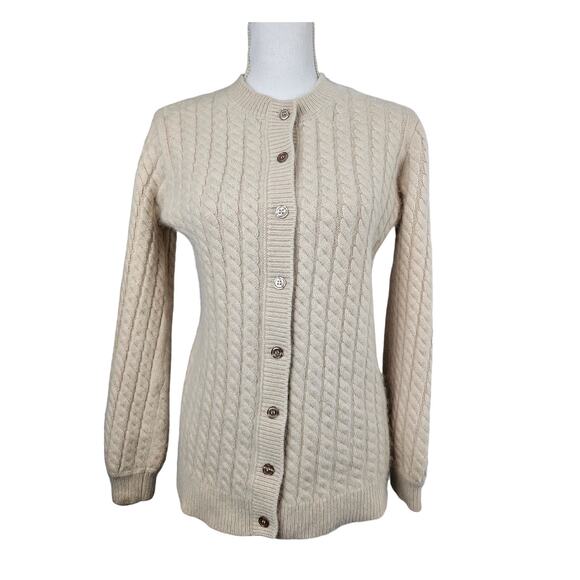 Source Unknown Sweaters - VINTAGE BEIGE CABLE KNIT CARDIGAN – 8-BUTTON FRONT – MEDIUM FIT – SOFT TEXTURE